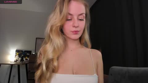 Snapshot of alice_dias chatting on February 11, 2025, 2:24 pm alice_dias online show from February 11, 2025, 2:24 pm