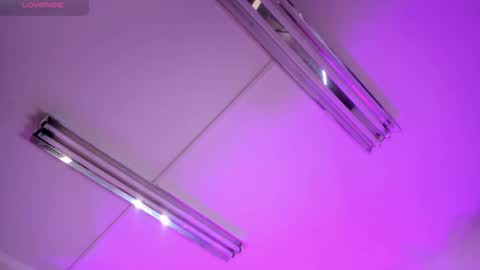 Snapshot of alice_graay_ chatting on February 20, 2025, 9:33 am Alice Graay online show from February 20, 2025, 9:33 am