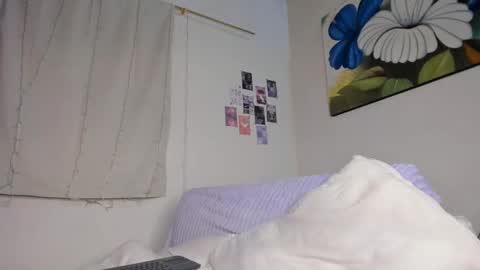 Snapshot of alice_guzman1 chatting on February 11, 2025, 3:51 pm ALICE Alice guzman online show from February 11, 2025, 3:51 pm
