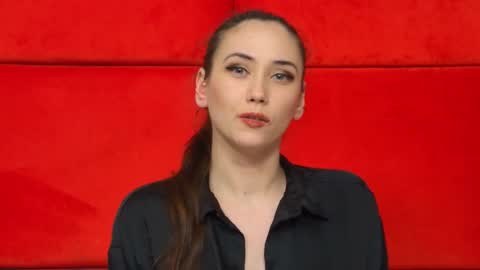 Snapshot of alice_munro chatting on January 15, 2025, 5:08 am AliceMunro online show from January 15, 2025, 5:08 am