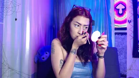 Snapshot of alice_phantom chatting on October 4, 2025, 8:51 pm      online show from October 4, 2025, 8:51 pm