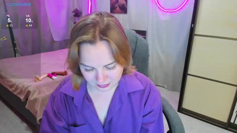 Snapshot of alice_sex_intellect chatting on January 17, 2025, 12:21 pm Alice online show from January 17, 2025, 12:21 pm