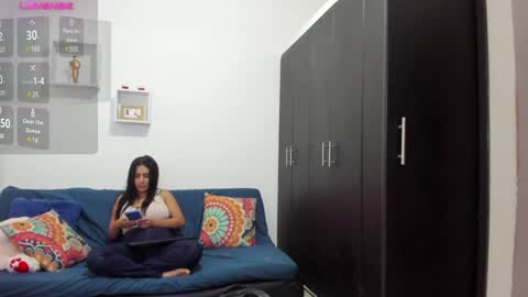 Snapshot of alice_williiams chatting on January 13, 2025, 2:21 pm alice williiams online show from January 13, 2025, 2:21 pm
