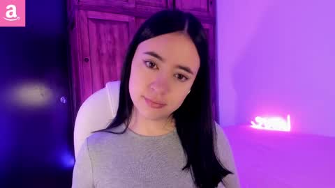 Snapshot of alicee_2 chatting on February 22, 2025, 11:24 am Aliceee  ..   97YP9VWGZHrefnav wishlist lists 1 online show from February 22, 2025, 11:24 am