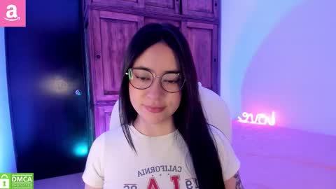 Snapshot of alicee_2 chatting on October 26, 2025, 12:11 pm Aliceee  ..   97YP9VWGZHrefnav wishlist lists 1 online show from October 26, 2025, 12:11 pm