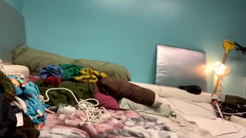 Snapshot of aliceinfuckmeland chatting on December 28, 2024, 2:32 pm AliceinFuckmeland online show from December 28, 2024, 2:32 pm