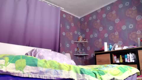 Snapshot of alicewetsquirt chatting on March 1, 2025, 8:42 pm alicewetsquirt online show from March 1, 2025, 8:42 pm