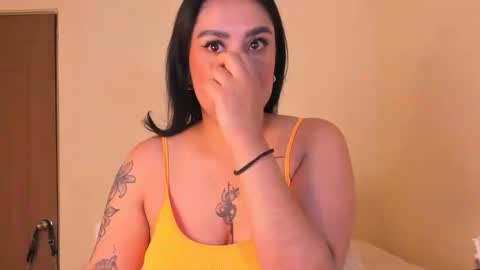 aliice_69 online show from December 4, 2024, 2:20 am