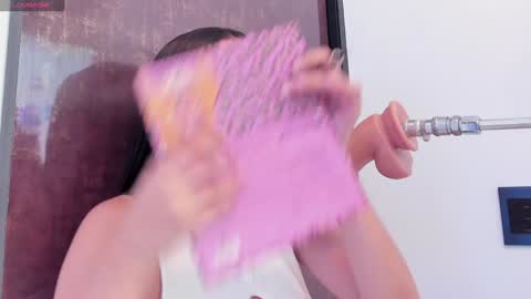 Snapshot of alina_cute18 chatting on January 28, 2025, 11:38 am alina online show from January 28, 2025, 11:38 am