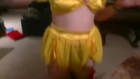 Snapshot of alinaandluke chatting on October 31, 2025, 2:45 am Alina and luke online show from October 31, 2025, 2:45 am