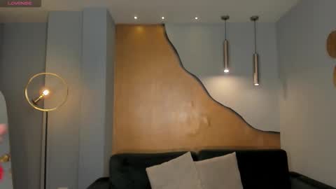 Snapshot of alinakravitz_ chatting on October 16, 2025, 11:44 am alinakravitz_ online show from October 16, 2025, 11:44 am
