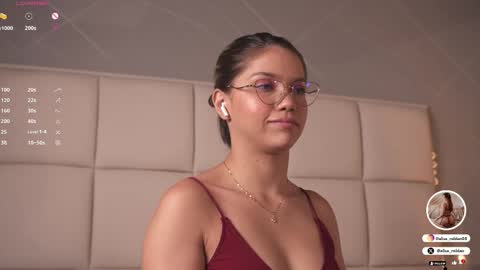 Snapshot of alisa_roldan chatting on March 4, 2025, 3:04 pm online show from March 4, 2025, 3:04 pm