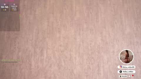 Snapshot of alisa_roldan chatting on October 17, 2025, 3:03 pm online show from October 17, 2025, 3:03 pm