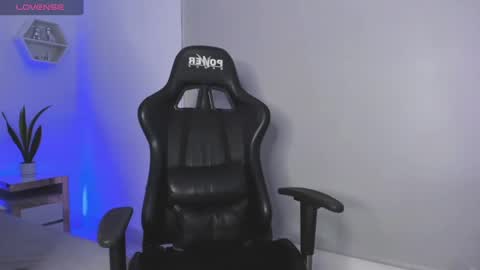 Snapshot of alisa_walton chatting on February 24, 2025, 6:05 am ALIS online show from February 24, 2025, 6:05 am