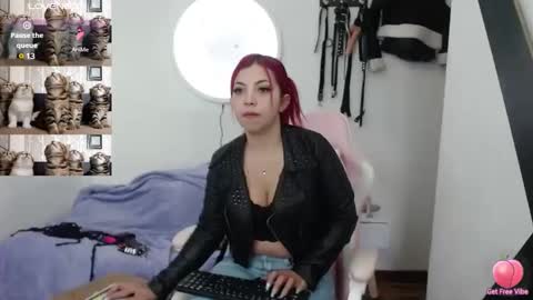 Snapshot of alissia_kent99 chatting on February 3, 2025, 1:30 pm Alissia online show from February 3, 2025, 1:30 pm