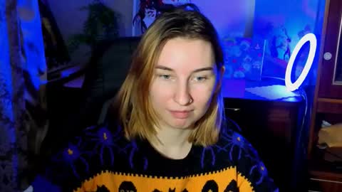 Snapshot of alisun_ chatting on October 14, 2025, 8:20 pm A L I C E online show from October 14, 2025, 8:20 pm