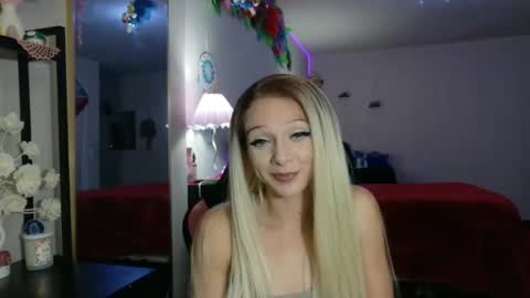 Snapshot of alizae_baby chatting on October 25, 2025, 7:49 am Alizae Richards online show from October 25, 2025, 7:49 am