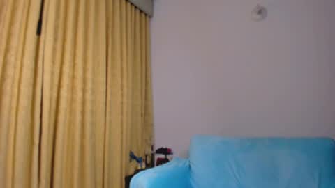 Snapshot of allangil chatting on February 5, 2025, 5:41 am Allan  online show from February 5, 2025, 5:41 am