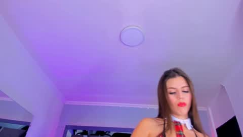 Snapshot of allijadid chatting on February 2, 2025, 10:57 am    online show from February 2, 2025, 10:57 am