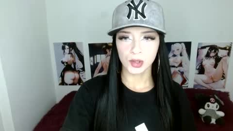 Snapshot of allison___taylor chatting on October 3, 2025, 1:35 am allison___taylor online show from October 3, 2025, 1:35 am