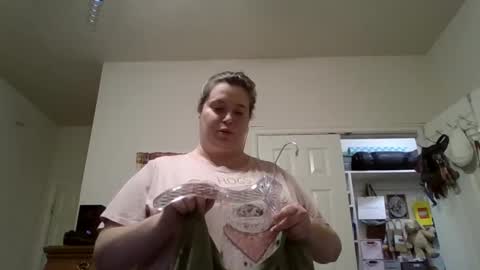 Snapshot of ally12334 chatting on September 24, 2025, 1:09 am ally12334 online show from September 24, 2025, 1:09 am