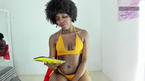 Snapshot of almasaennz chatting on January 16, 2025, 7:10 pm   online show from January 16, 2025, 7:10 pm