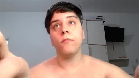 Snapshot of almondonwheels chatting on December 30, 2024, 2:09 am Almond online show from December 30, 2024, 2:09 am