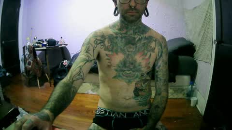 Snapshot of aloewish chatting on November 2, 2025, 8:39 am Aloe online show from November 2, 2025, 8:39 am