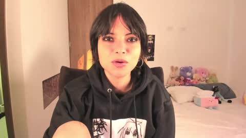 Snapshot of alone_together_ chatting on January 21, 2025, 3:54 pm luca or garu D online show from January 21, 2025, 3:54 pm