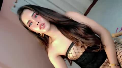 Snapshot of alove_too_last chatting on January 29, 2025, 6:28 pm LEXY online show from January 29, 2025, 6:28 pm