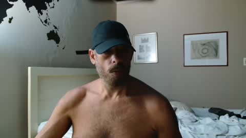 Snapshot of alph4beto chatting on February 22, 2025, 1:55 am ALPH4BETO online show from February 22, 2025, 1:55 am