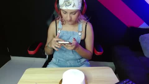 Snapshot of alterego1__ chatting on January 14, 2025, 8:59 pm Alter  online show from January 14, 2025, 8:59 pm