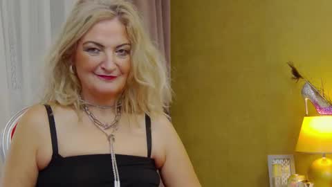 Snapshot of alura_jenson_ chatting on October 16, 2025, 6:31 pm Alura Jenson online show from October 16, 2025, 6:31 pm