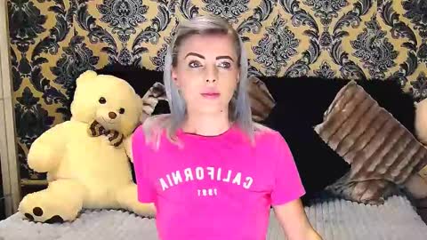 Snapshot of alyblonde chatting on February 9, 2025, 10:53 am aly online show from February 9, 2025, 10:53 am