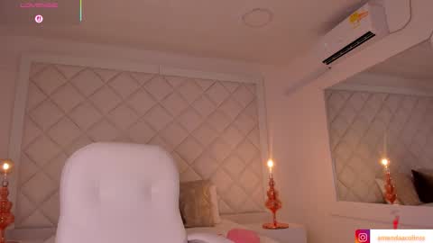 Snapshot of amanda_colin chatting on October 11, 2025, 1:16 am Amanda online show from October 11, 2025, 1:16 am