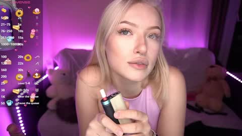 Snapshot of amandaafire chatting on December 2, 2024, 4:20 pm Amanda online show from December 2, 2024, 4:20 pm