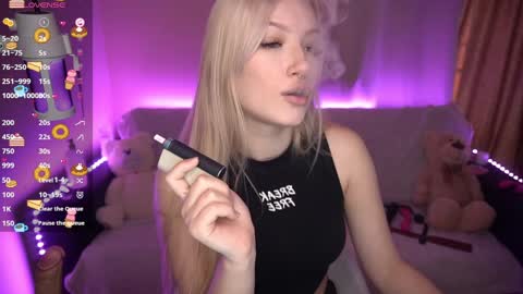 Snapshot of amandaafire chatting on December 13, 2024, 1:12 pm Amanda online show from December 13, 2024, 1:12 pm