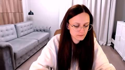 Snapshot of amazingeyes89 chatting on February 27, 2025, 2:10 pm Izza online show from February 27, 2025, 2:10 pm