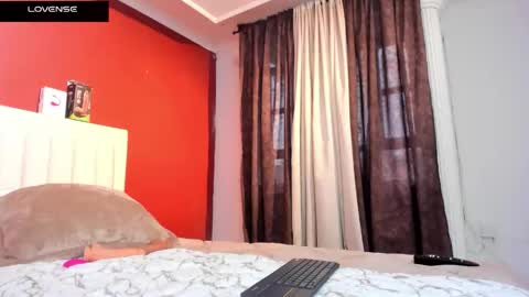 Snapshot of ambaar5 chatting on September 10, 2025, 12:05 pm Sara  online show from September 10, 2025, 12:05 pm