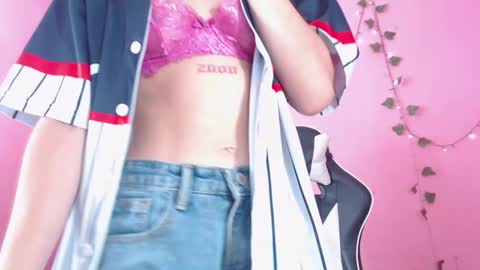 Snapshot of ambel_rose chatting on February 20, 2025, 10:59 pm ambel_rose online show from February 20, 2025, 10:59 pm