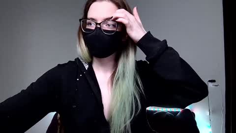 Snapshot of amber_candyfloss chatting on December 12, 2024, 11:47 pm Amber non-nude model online show from December 12, 2024, 11:47 pm