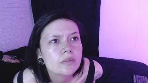 Snapshot of amber_rouss chatting on December 5, 2024, 3:37 am ROUSS online show from December 5, 2024, 3:37 am