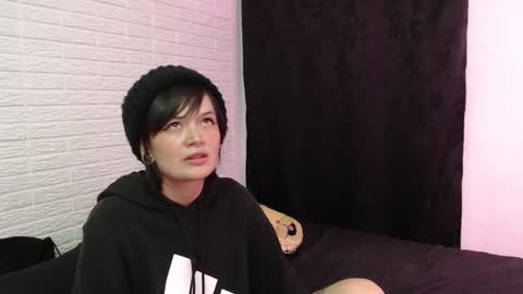 Snapshot of amber_rouss chatting on March 6, 2025, 3:57 am ROUSS online show from March 6, 2025, 3:57 am