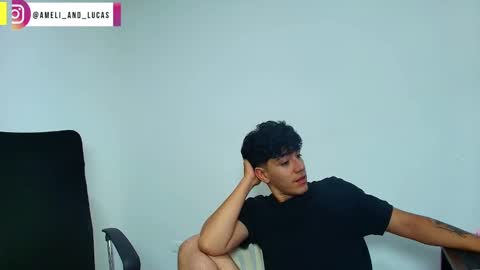 Snapshot of ameli_and_lucas chatting on December 28, 2024, 3:47 am Amelia  Lucas online show from December 28, 2024, 3:47 am