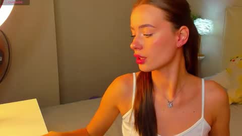 Snapshot of ameli_povilainn chatting on September 9, 2025, 10:26 am Ameli online show from September 9, 2025, 10:26 am