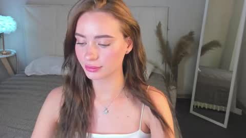 Snapshot of ameli_povilainn chatting on September 17, 2025, 10:28 am Ameli online show from September 17, 2025, 10:28 am