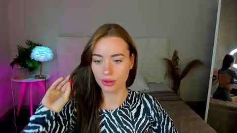 Snapshot of ameli_povilainn chatting on October 12, 2025, 10:47 am Ameli online show from October 12, 2025, 10:47 am