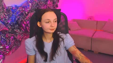 Snapshot of ameliamalina chatting on December 14, 2024, 6:02 am Amelia online show from December 14, 2024, 6:02 am