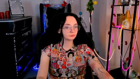 Snapshot of ameliamalina chatting on December 20, 2024, 5:36 am Amelia online show from December 20, 2024, 5:36 am