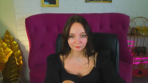 Snapshot of ameliamalina chatting on January 19, 2025, 8:29 am Amelia online show from January 19, 2025, 8:29 am